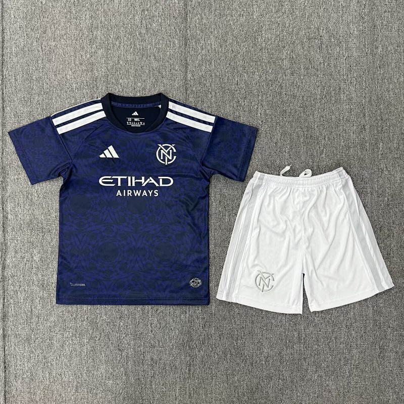 Niño_Kids New York City Away Soccer Uniform 26